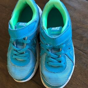 Nike Revolution teal sneakers size 11